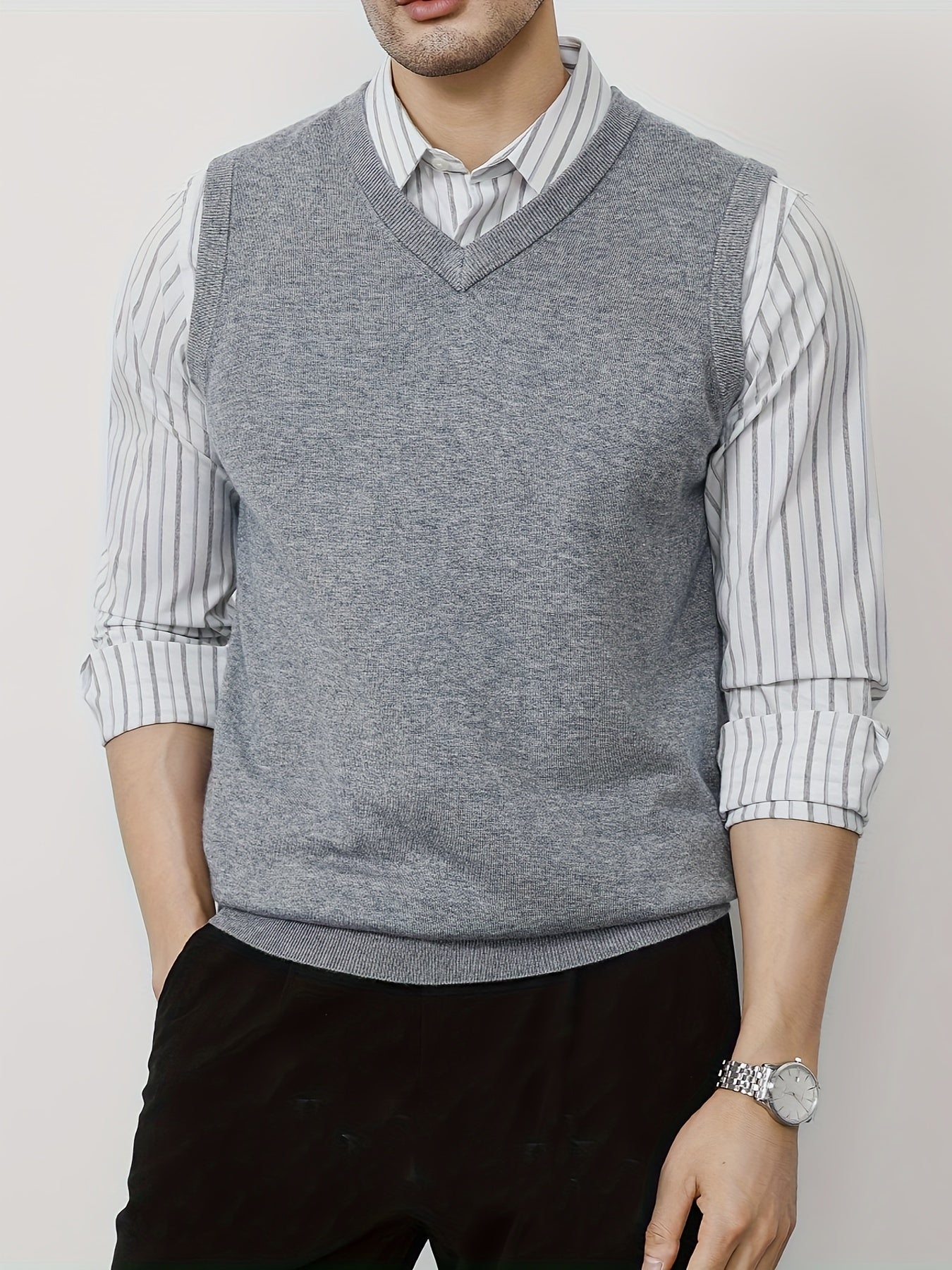 1pc Gilet sans manches en tricot à col en V uni pour homme - Pullover en polyester légèrement extensible pour le printemps\u002Fl'automne - Débardeur en tricot ajusté