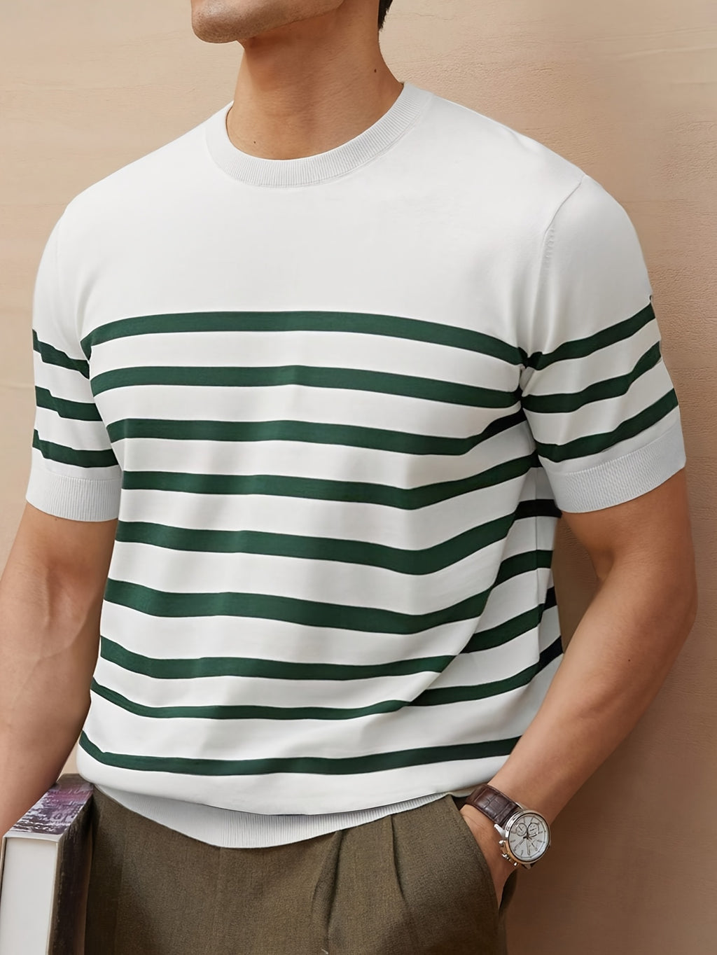 Pull homme à rayures - Manches courtes décontracté, col rond, rayures horizontales noir et blanc, tissu léger et respirant, coupe régulière pour printemps-été, tricot élastique